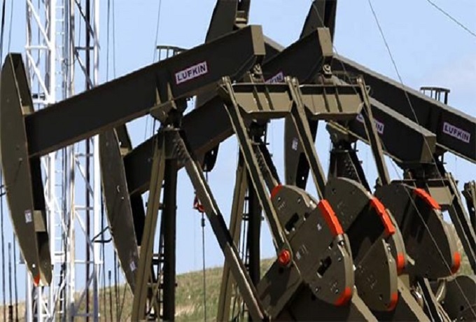 Precios del petróleo iniciaron mixtos este lunes